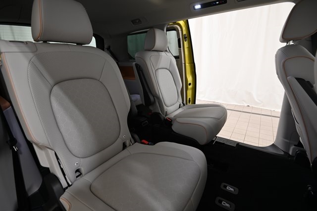 2025 Volkswagen ID. Buzz photo 26