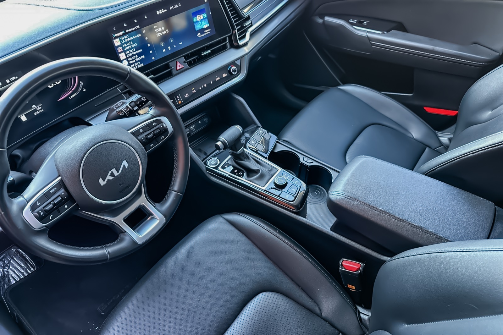 2024 Kia Sportage EX photo 4