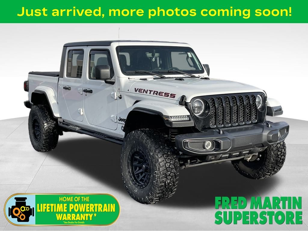 2023 Jeep Gladiator WILLYS's photo