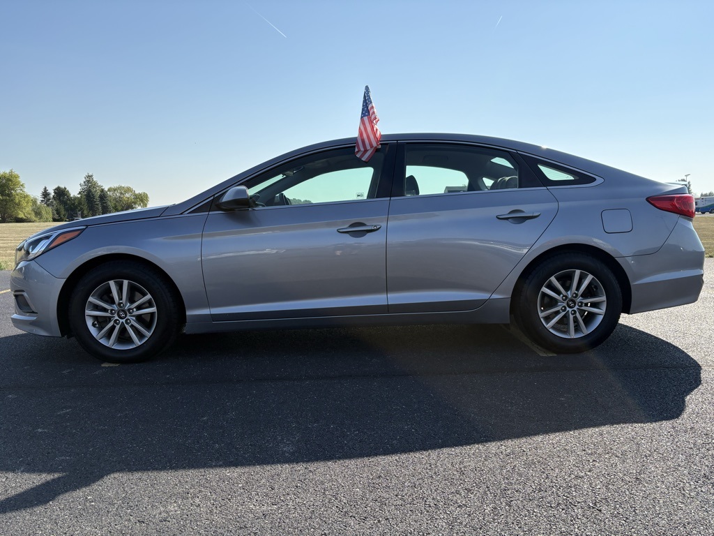 2016 Hyundai Sonata SE Eco photo 8