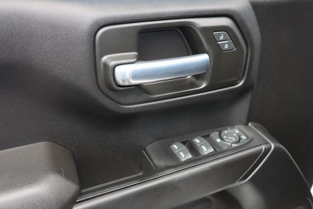 2022 Chevrolet Silverado 1500 Custom photo 17