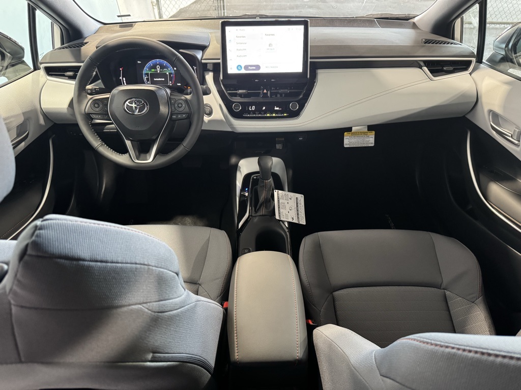2025 Toyota Corolla SE photo 18
