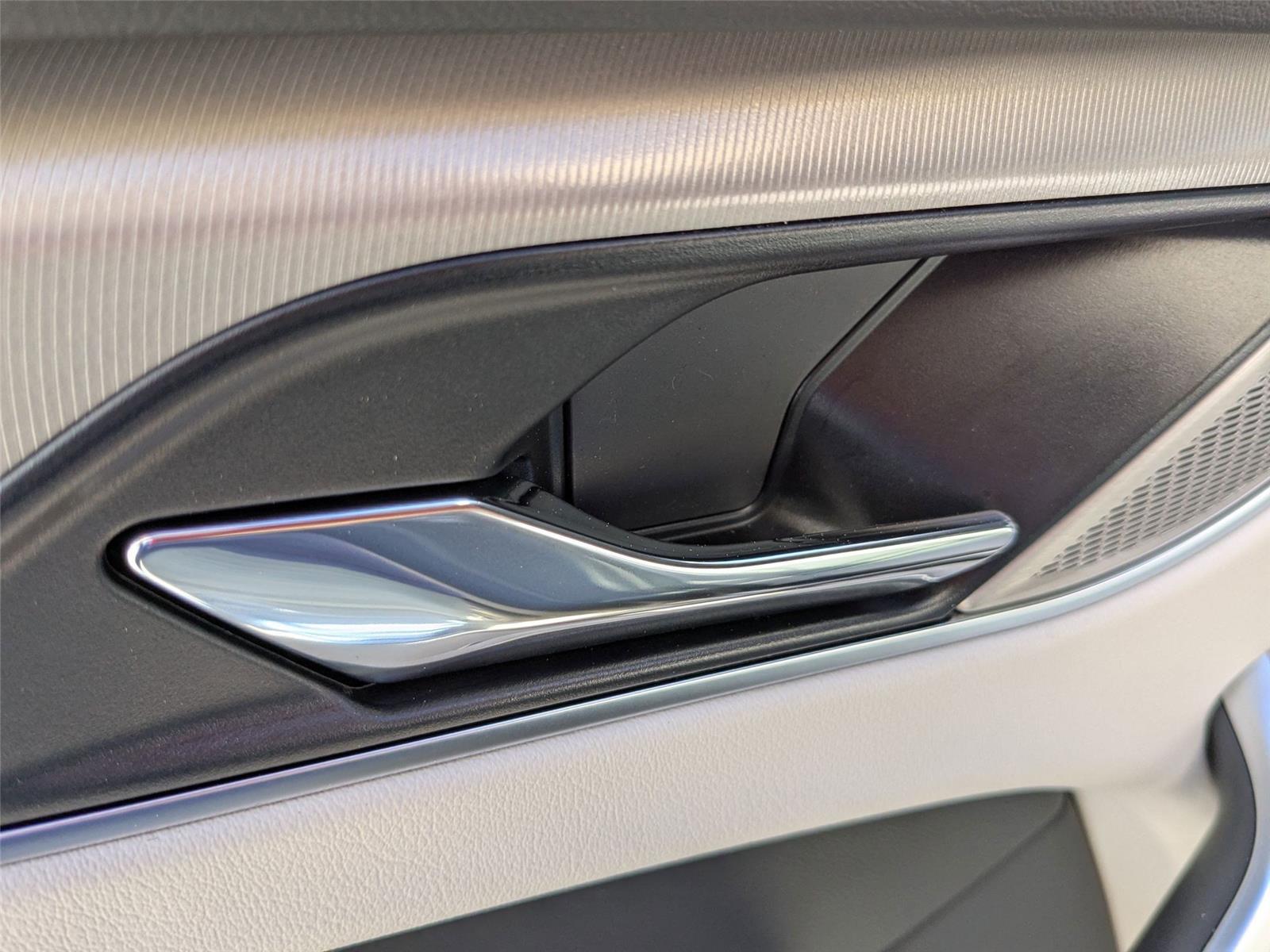2026 Jaguar F-PACE P250 R-Dynamic S photo 21