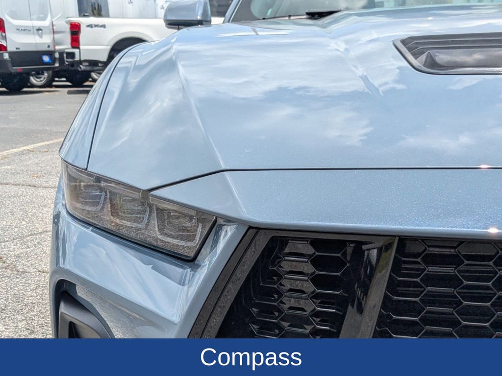 2025 Ford Mustang GT Premium photo 10