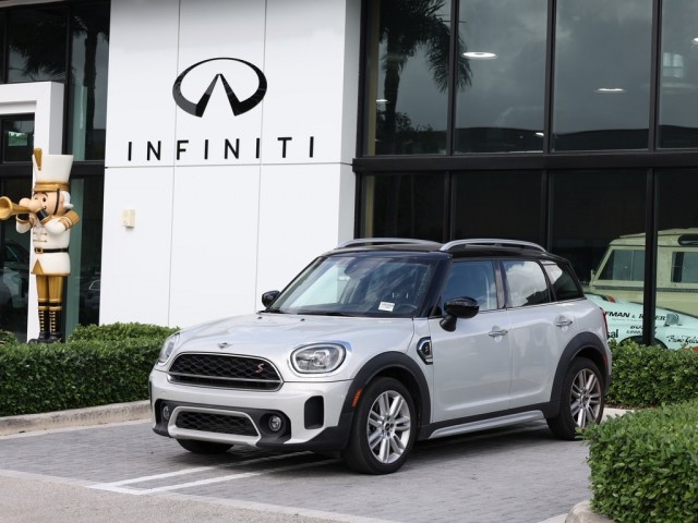 2023 MINI Countryman S's photo