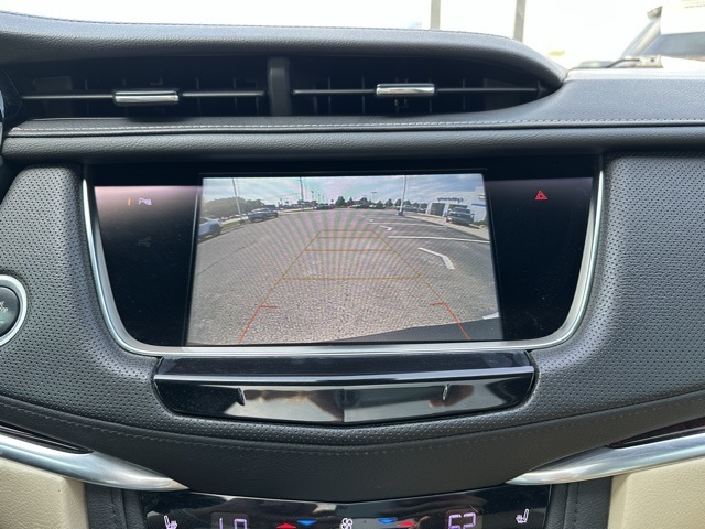 2018 Cadillac XT5 Luxury photo 25