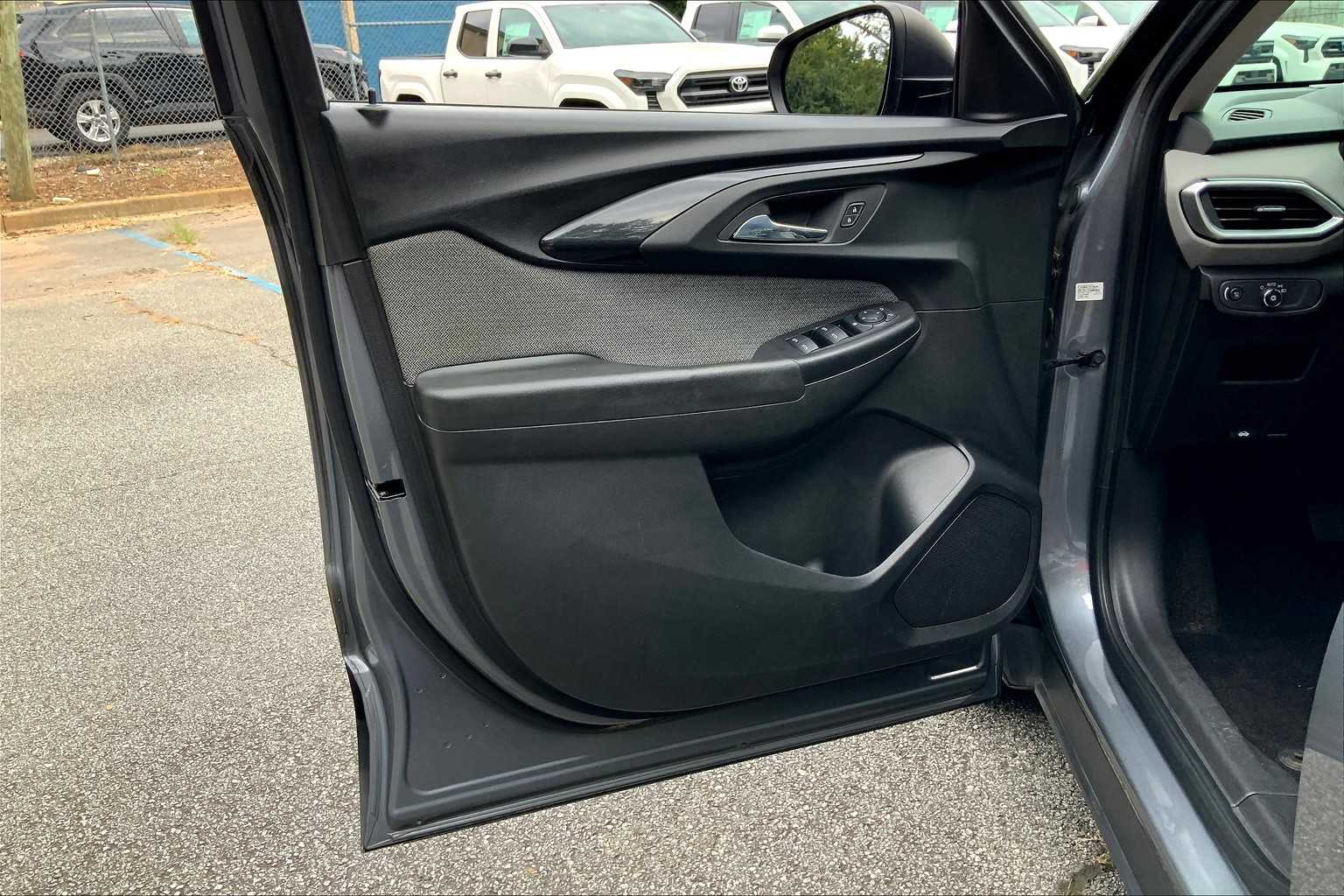 2021 Chevrolet Trailblazer LS photo 19