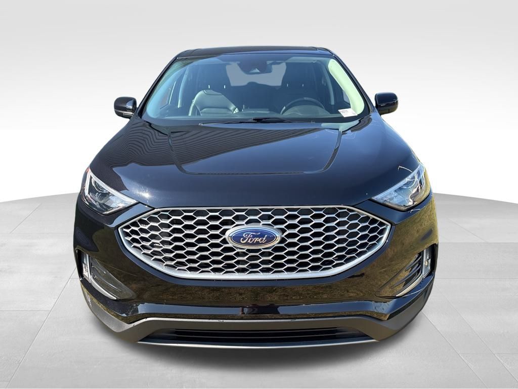 2023 Ford Edge SEL photo 8