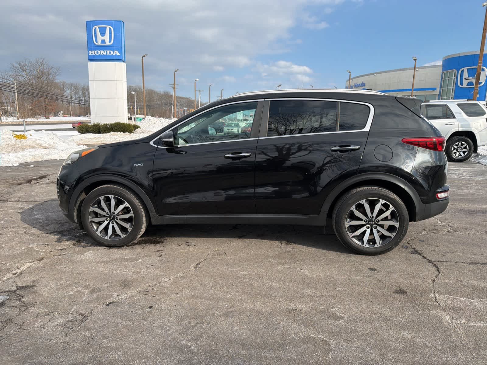 Used 2017 Kia Sportage EX with VIN KNDPNCAC1H7059488 for sale in Eatontown, NJ