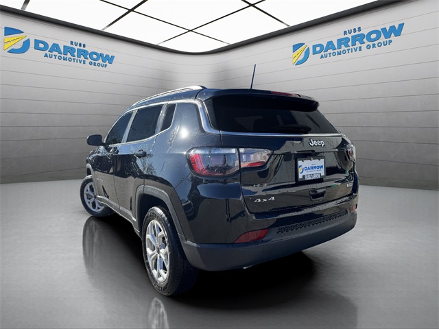 2025 Jeep Compass Latitude photo 2