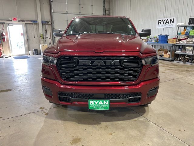 2025 Ram 1500 Tradesman photo 4