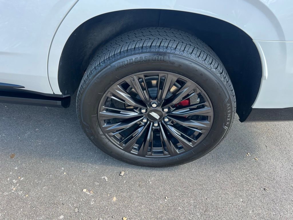 2023 Cadillac Escalade V-Series photo 12
