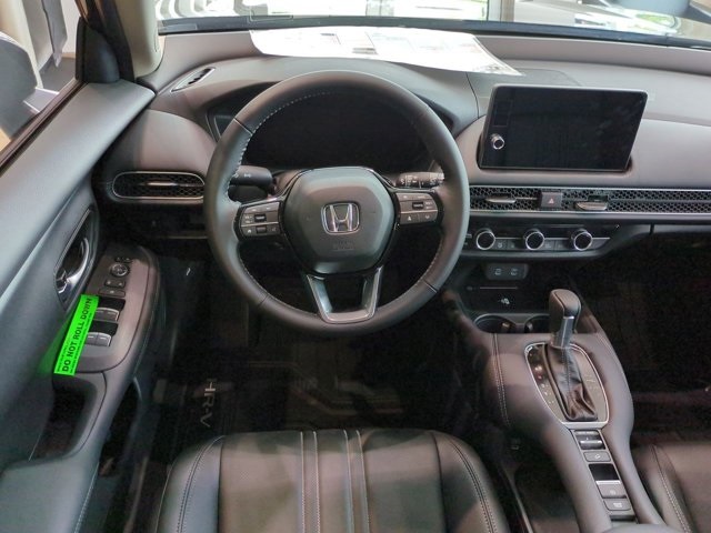 2026 Honda HR-V EX-L photo 13