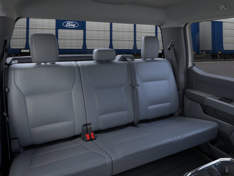 2025 Ford F-150 Lightning photo 11