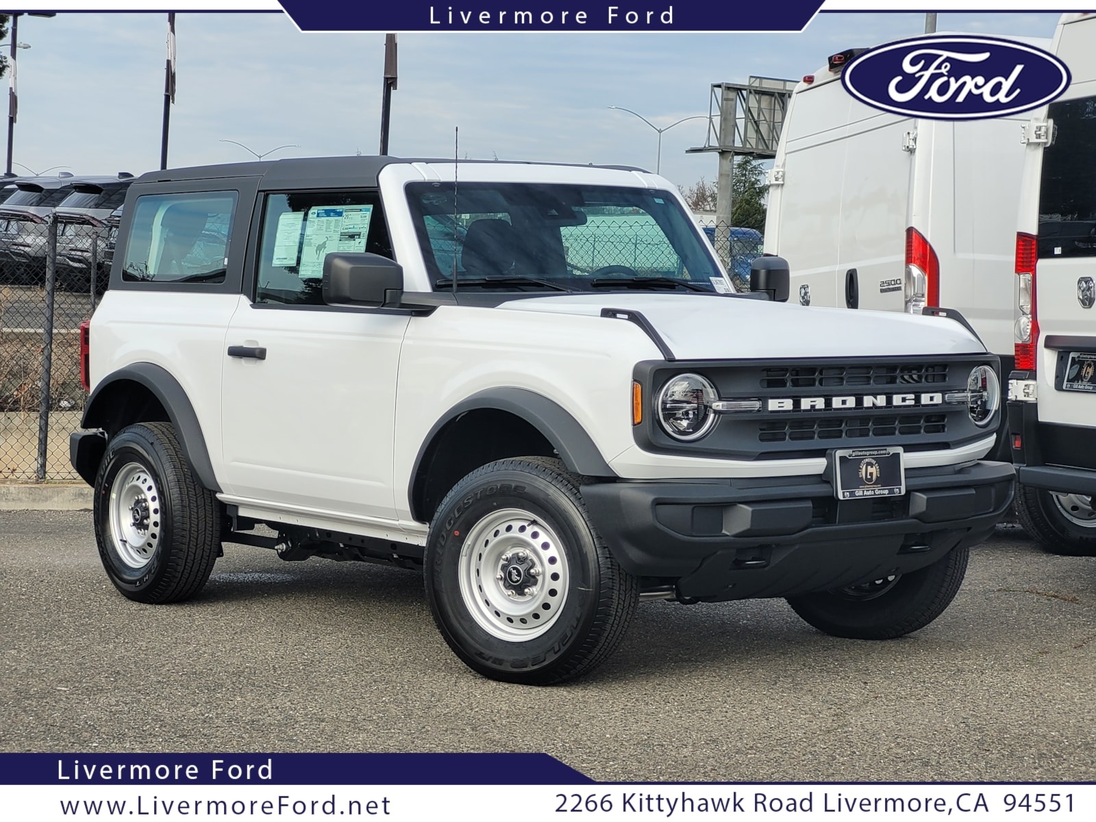 2025 Ford Bronco 2-Door Base's photo