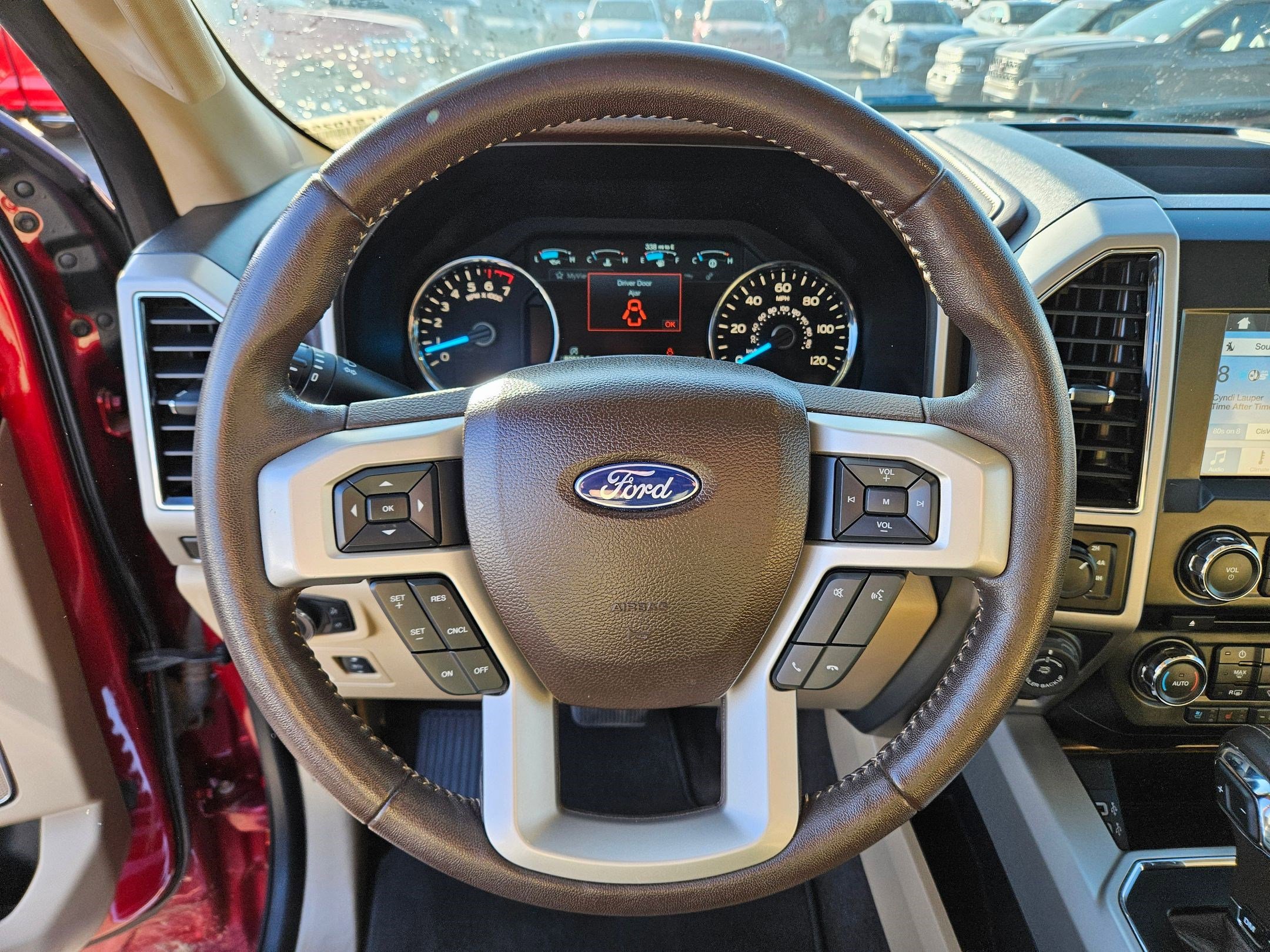 2018 Ford F-150 Lariat photo 14