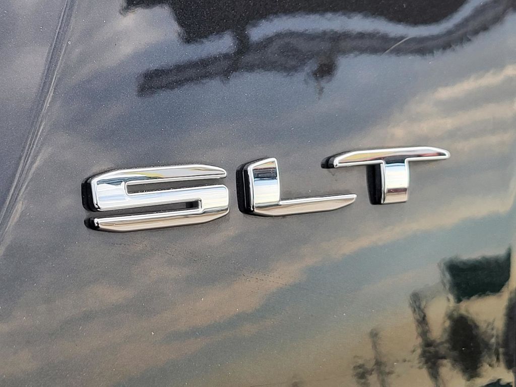 2020 Gmc Acadia SLT photo 5