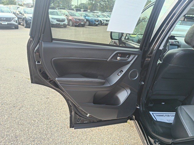 2016 Subaru Forester 2.0XT Touring photo 13