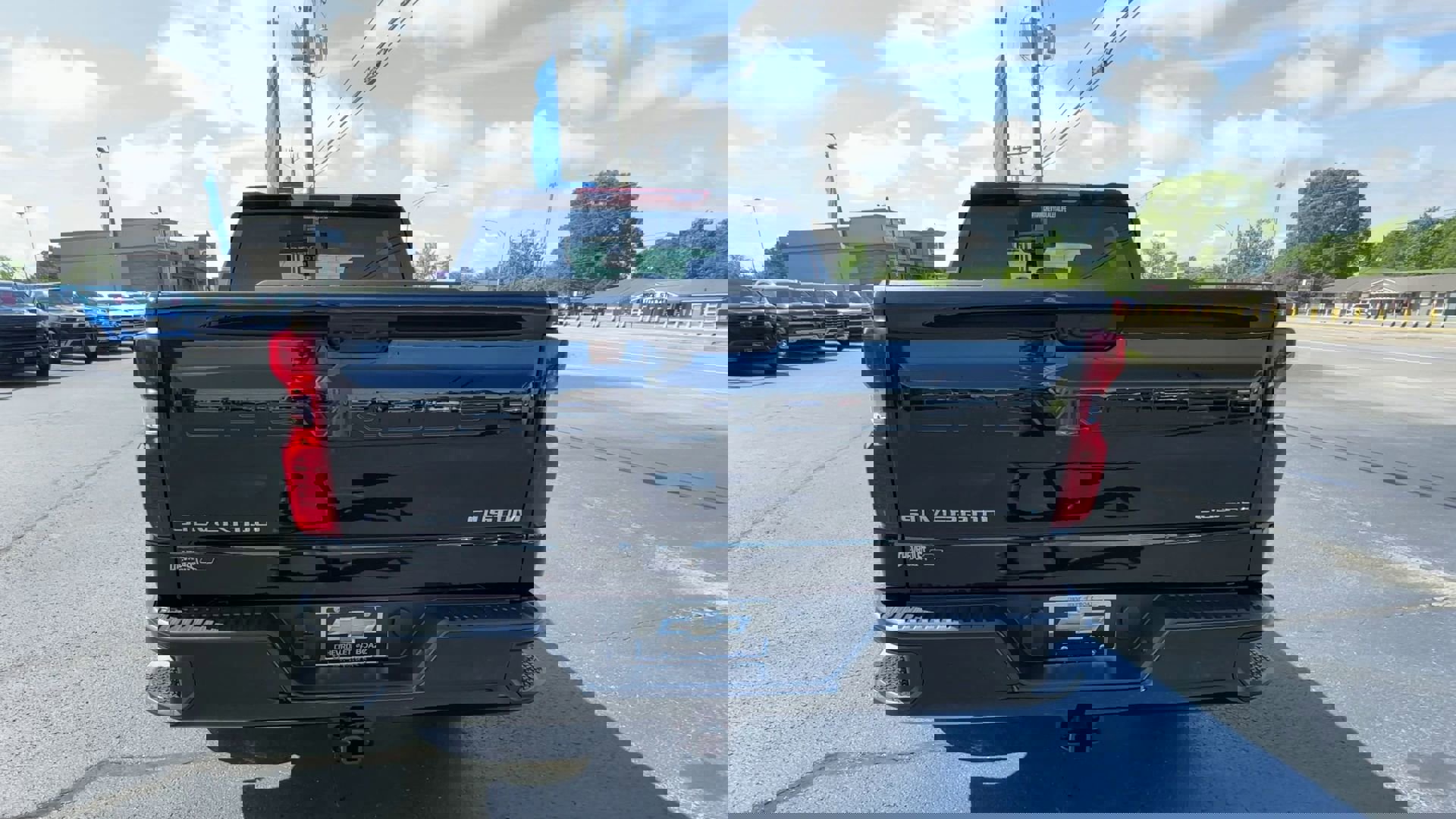 2025 Chevrolet Silverado 1500 Custom photo 6