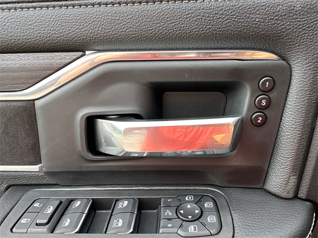 2025 Ram 2500 Laramie photo 26