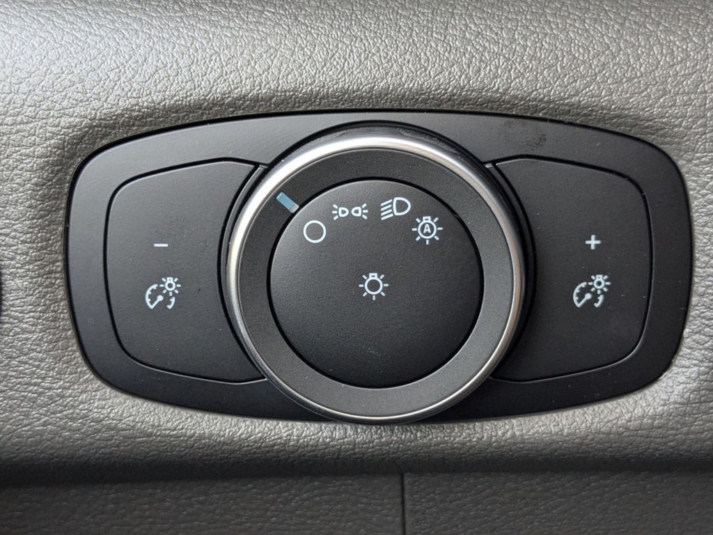 2025 Ford Transit photo 19