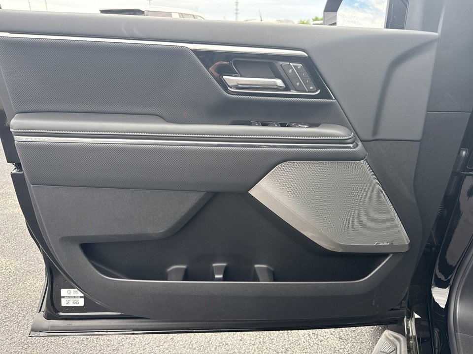 2025 GMC SIERRA - Image 13