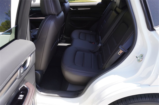 2025 Mazda CX-5 2.5 Turbo Signature photo 17