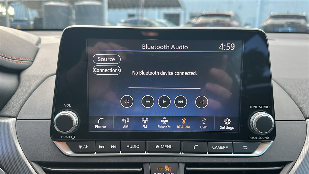 2025 Nissan Altima SR photo 21