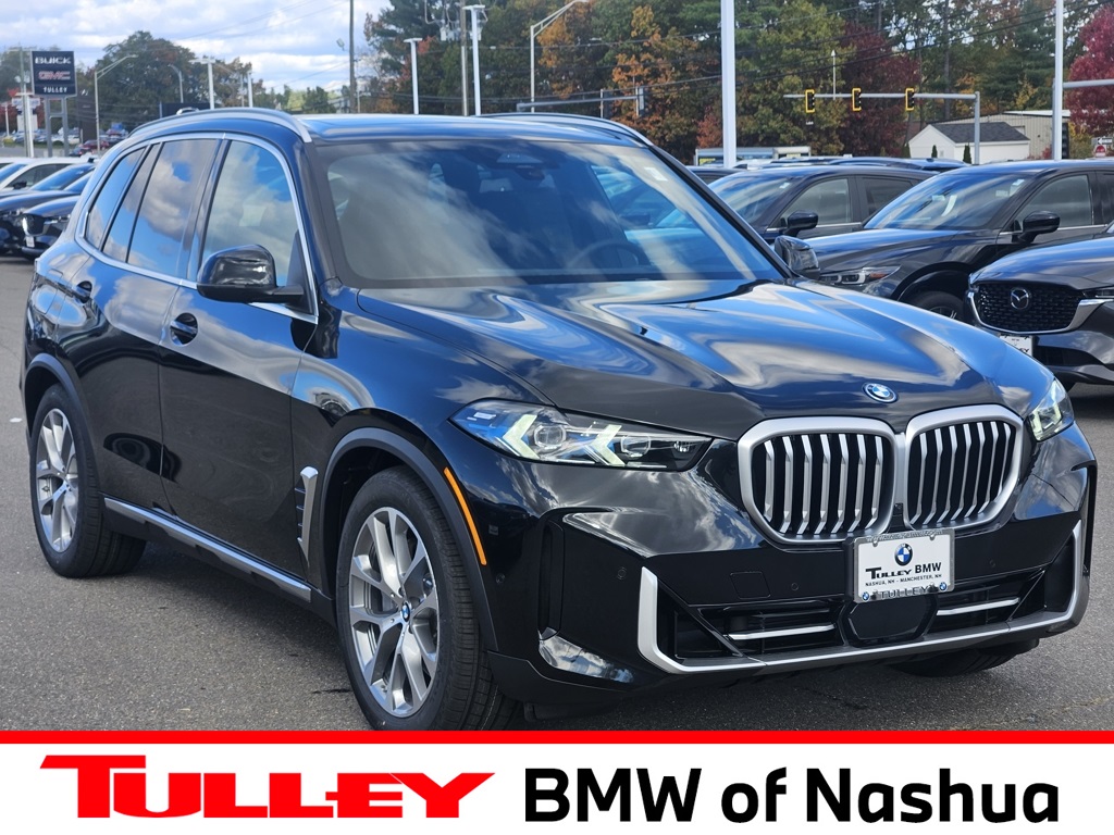 2026 BMW X5 50e's photo