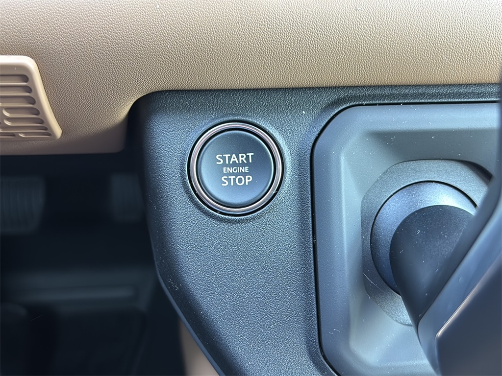 2025 Land Rover Defender 130 X-Dynamic SE photo 20