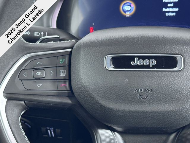 2025 Jeep Grand Cherokee Laredo photo 21