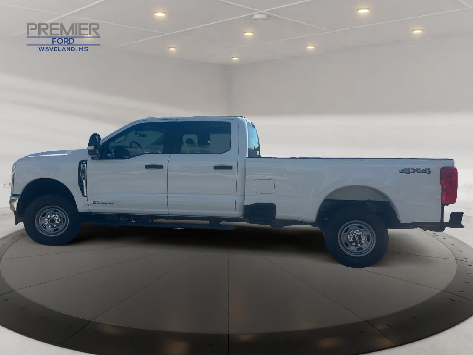 2026 Ford F-250 XL photo 2