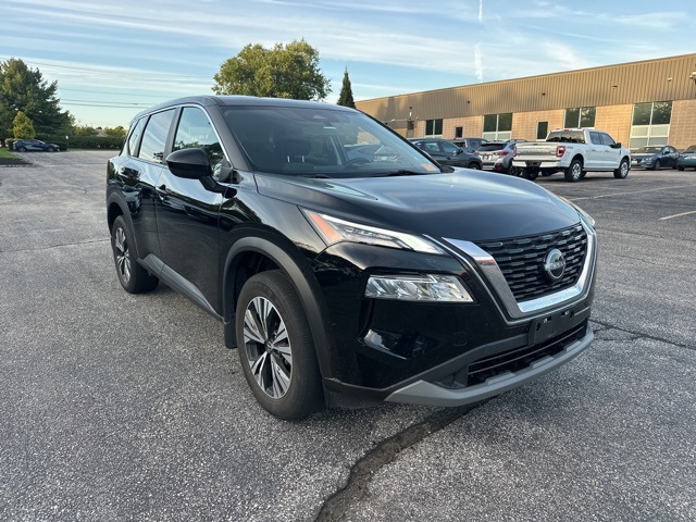2023 Nissan Rogue SV photo 3
