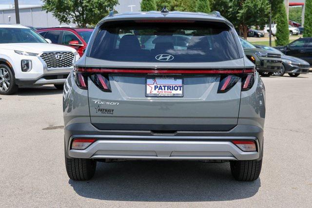 New 2025 Gray Hyundai SEL Convenience FWD image 4