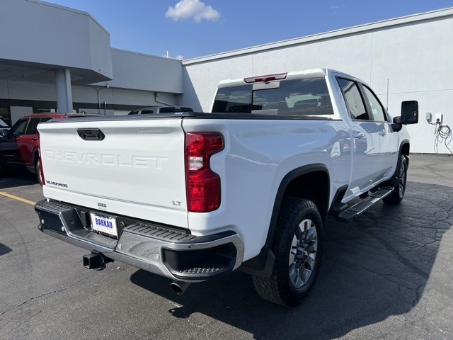 2024 Chevrolet Silverado 2500HD LT photo 3