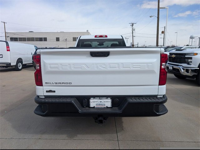2025 Chevrolet Silverado 1500 photo 4