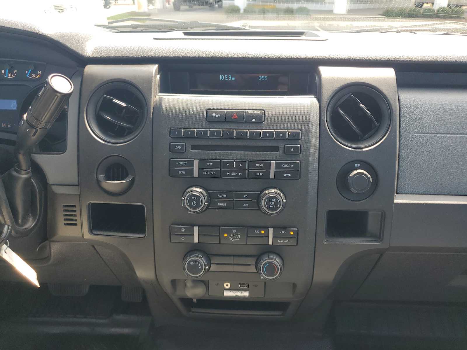 2013 Ford F-150 XL photo 11