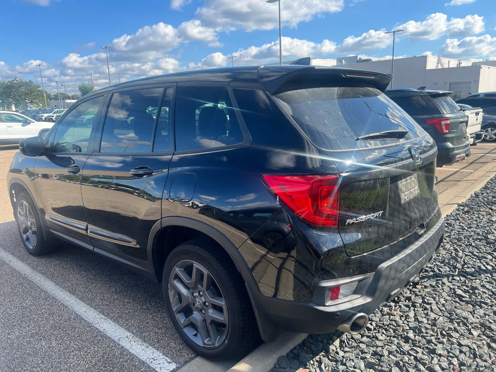 2022 Honda Passport EX-L photo 4