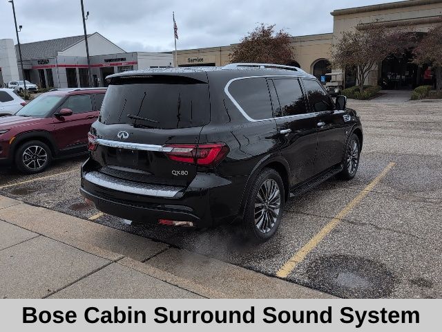 2019 Infiniti QX80 Luxe photo 2