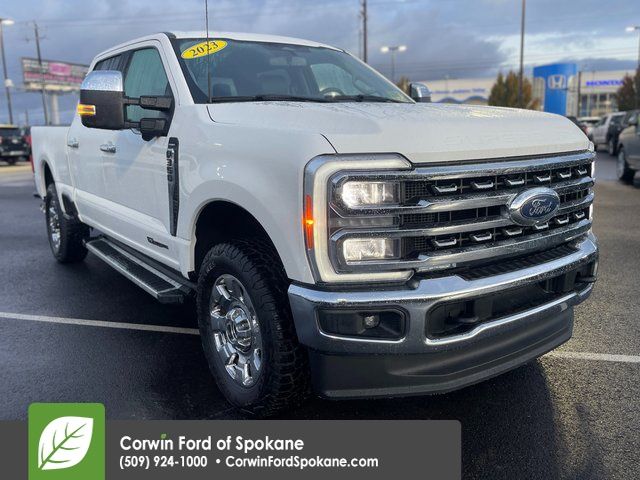 2023 Ford F-350 Super Duty Lariat's photo