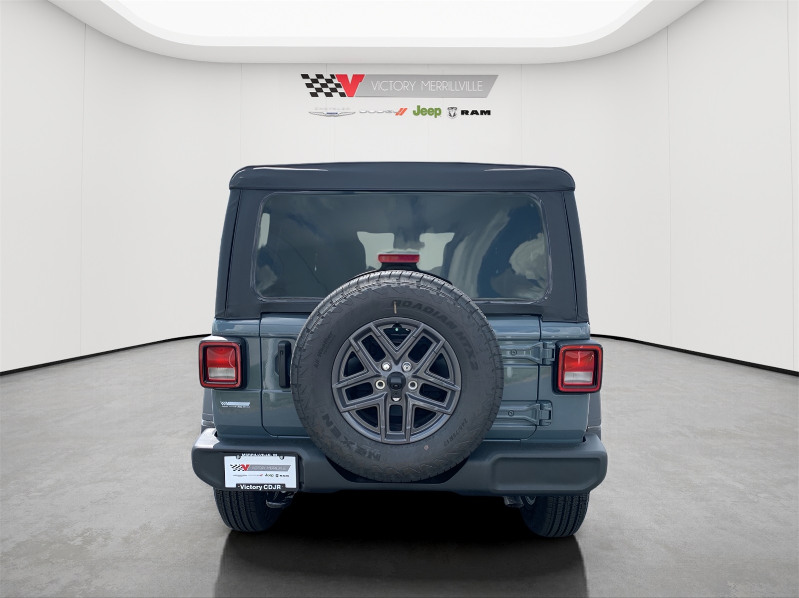 2025 Jeep Wrangler Sport S photo 4