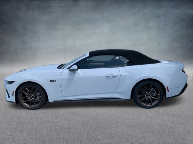 2025 Ford Mustang GT Premium Convertible photo 4