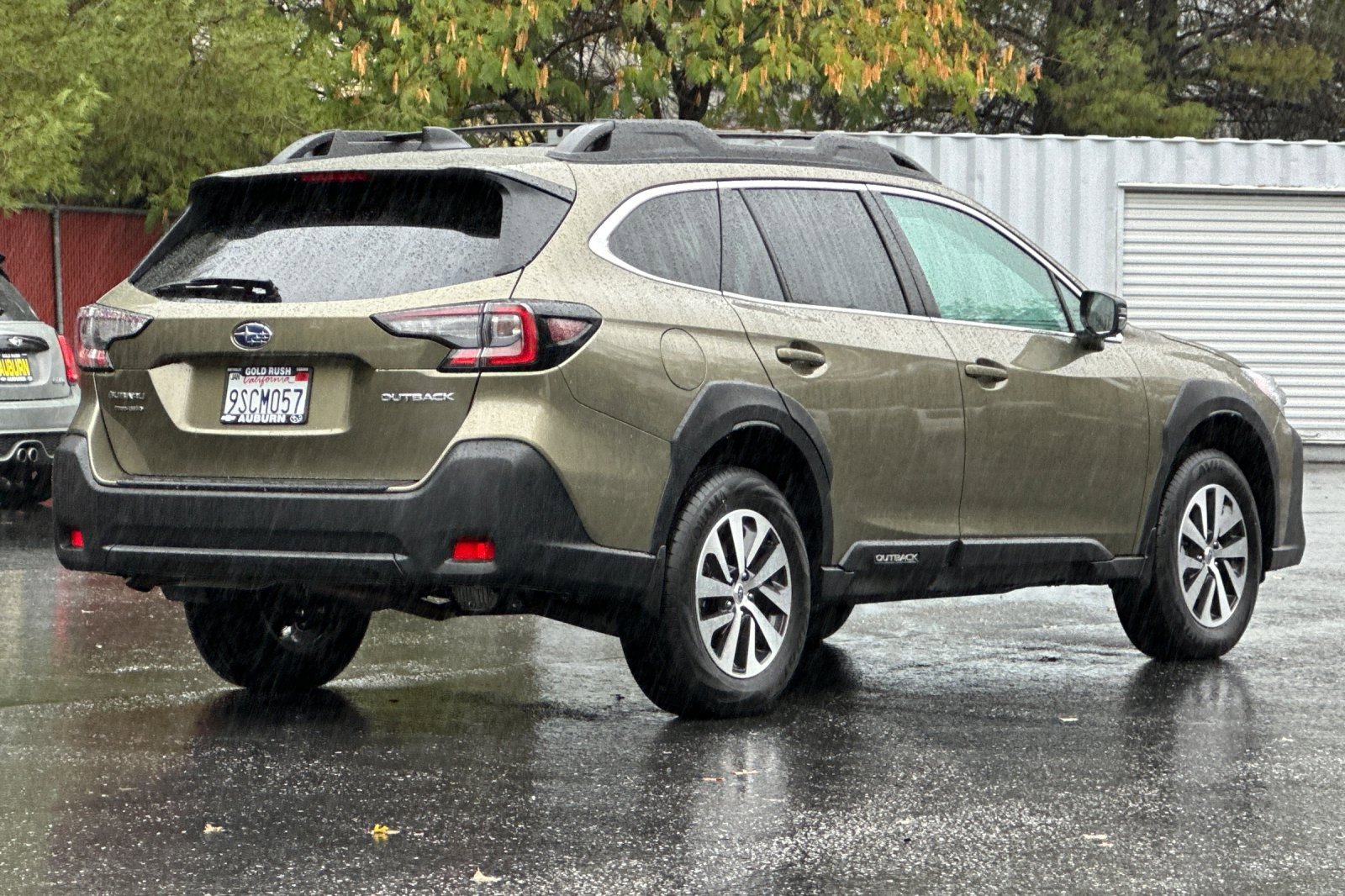 2025 Subaru Outback Premium photo 4