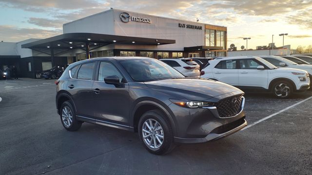 2025 Mazda CX-5 S Preferred package's photo