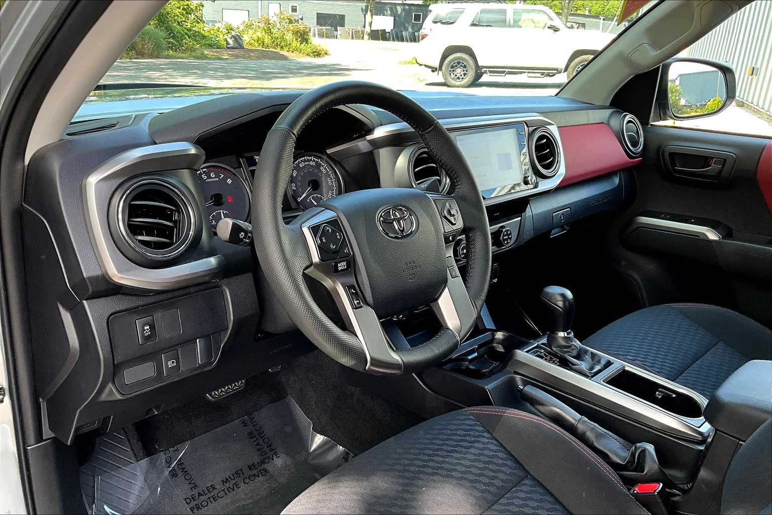 2023 Toyota Tacoma SR5 4x4 Access Cab photo 14