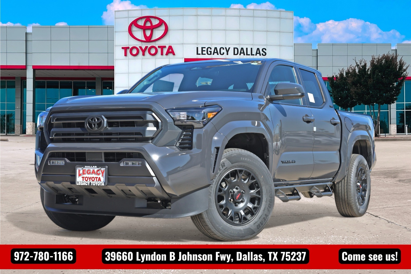 2025 Toyota Tacoma SR5's photo