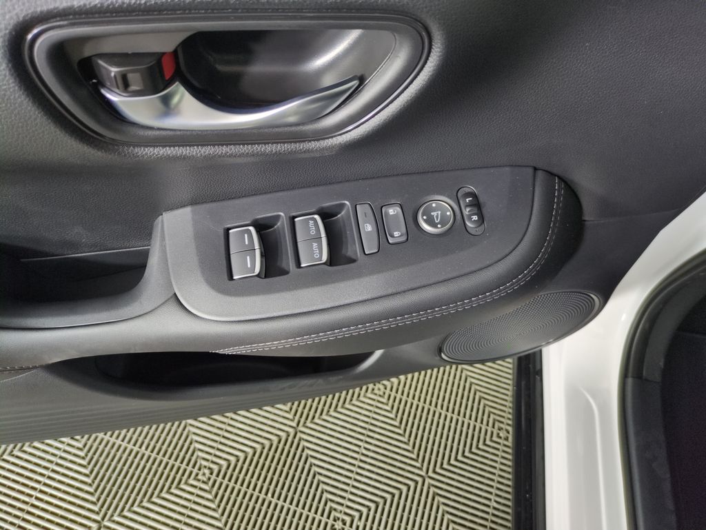 2026 Honda HR-V EX-L photo 9