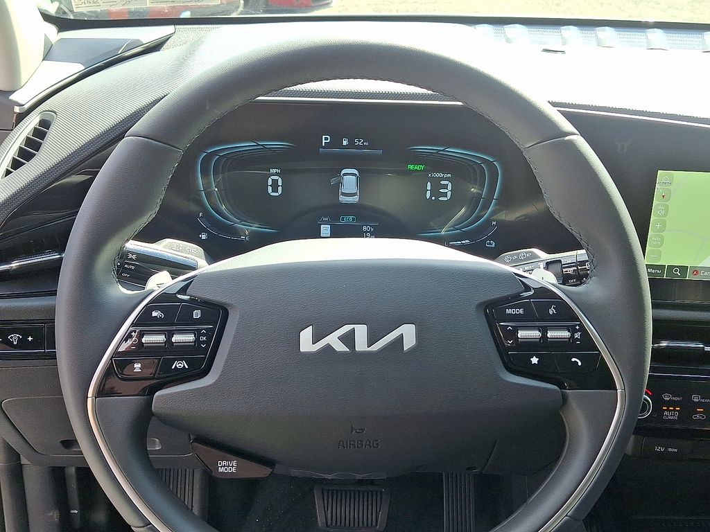 2025 Kia Niro EX photo 13