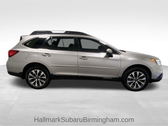 2017 Subaru Outback 3.6R Limited photo 2