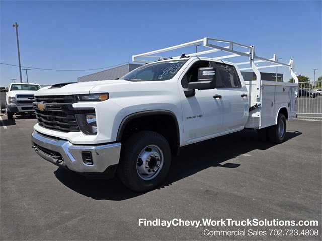 2025 Chevrolet Silverado 3500HD Work Truck photo 3